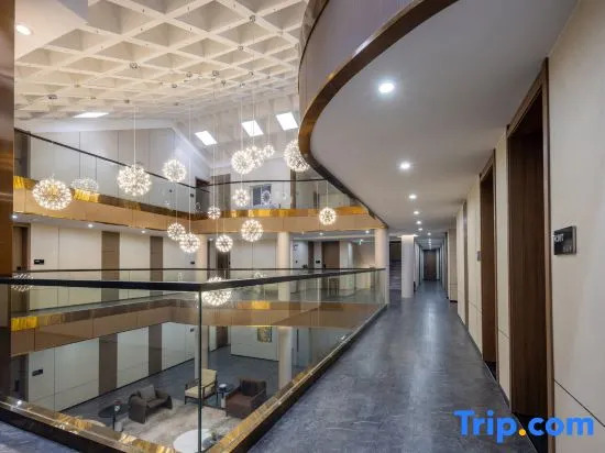 Lushan Lutos Terrace Garden Resort Hotel