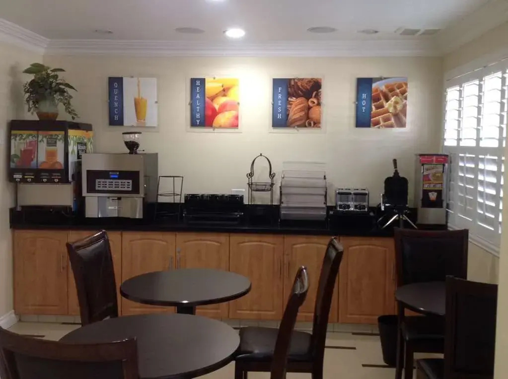 Americas Best Value Inn Riverside