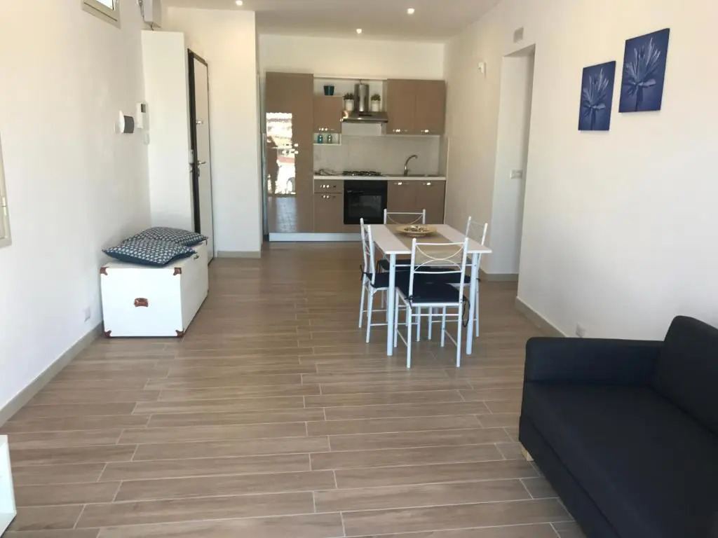 Frank's house - appartamento con terrazzo in centro