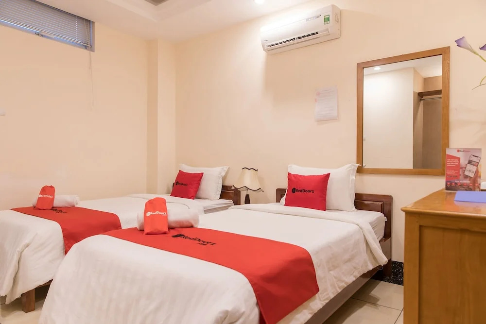 RedDoorz Near Nguyen Chi Thanh Street