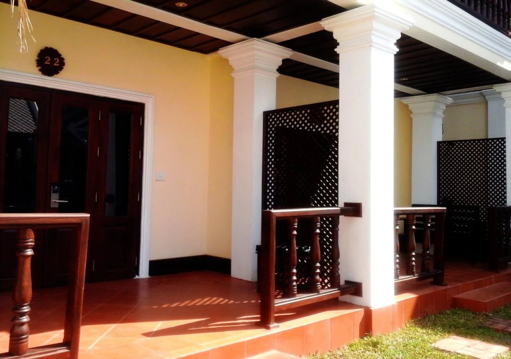 Le Vang Bua Villa