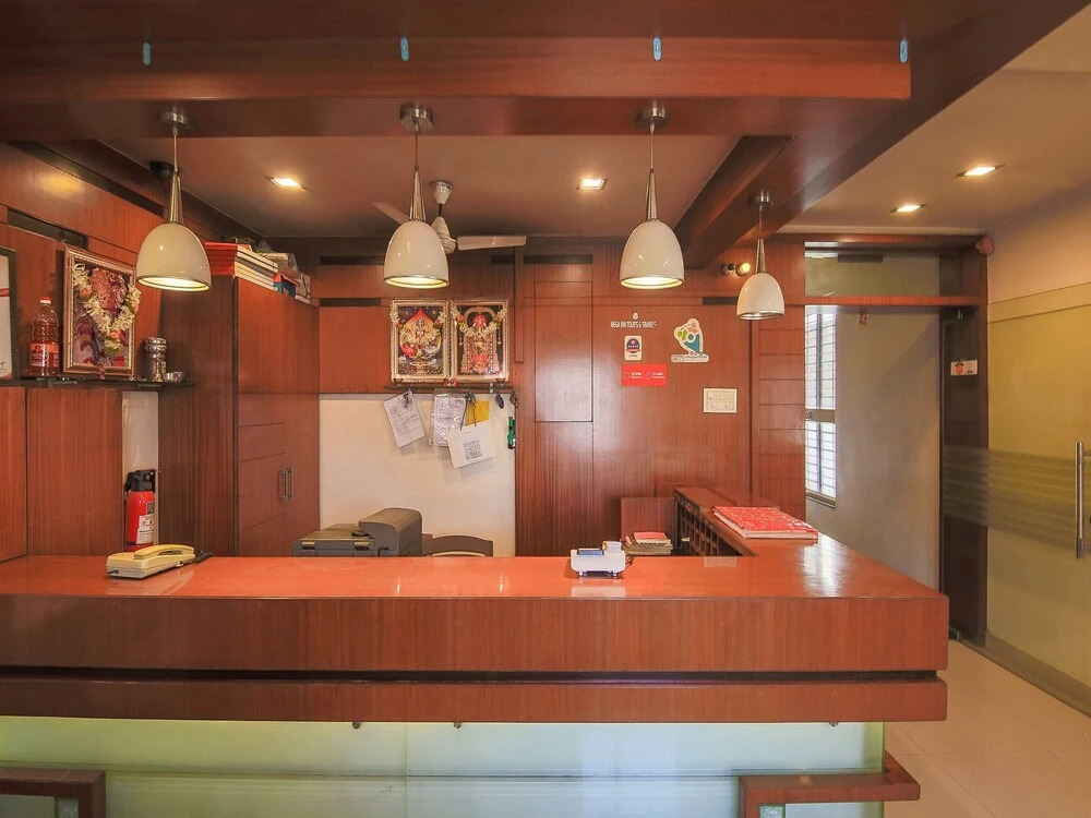OYO 28178 Mega Inn