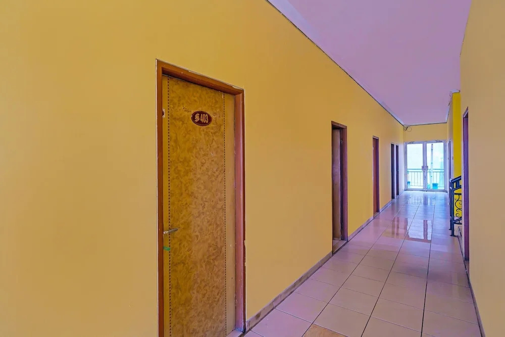 Tangki Premier Residence RedPartner