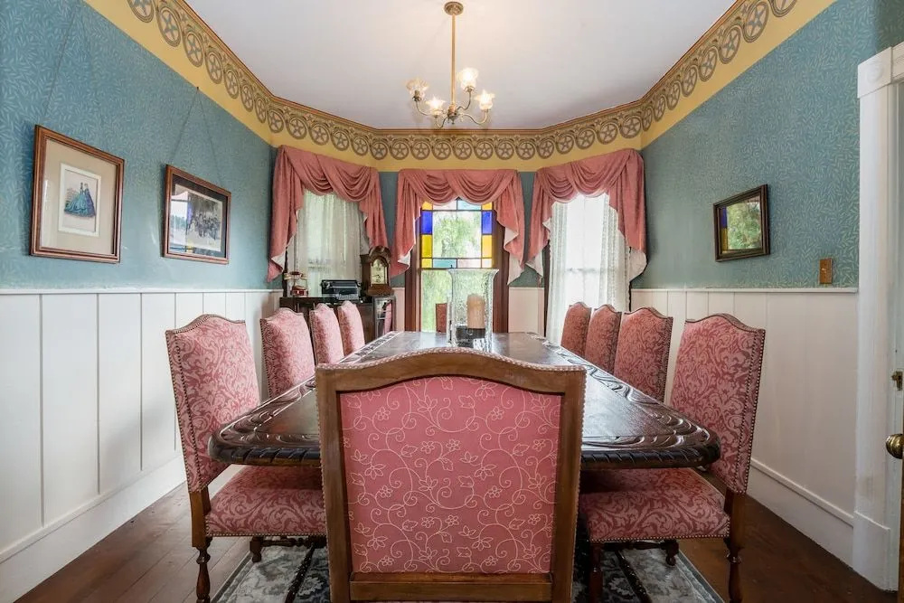 Madison Street Inn
