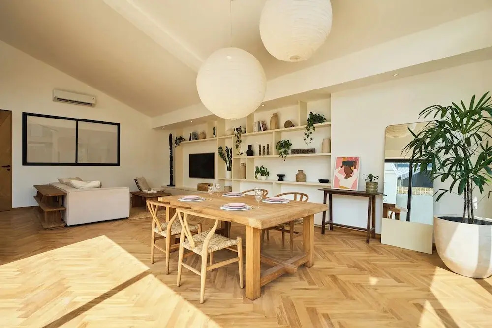 White Villa by Betterplace