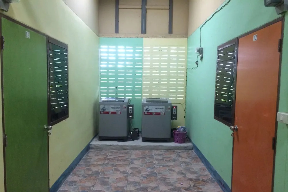 Suansuppachok Inn