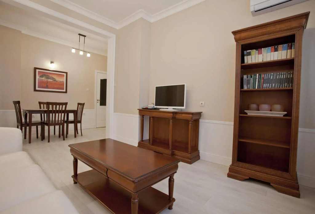 Presidency House Self Check-in Apartments
