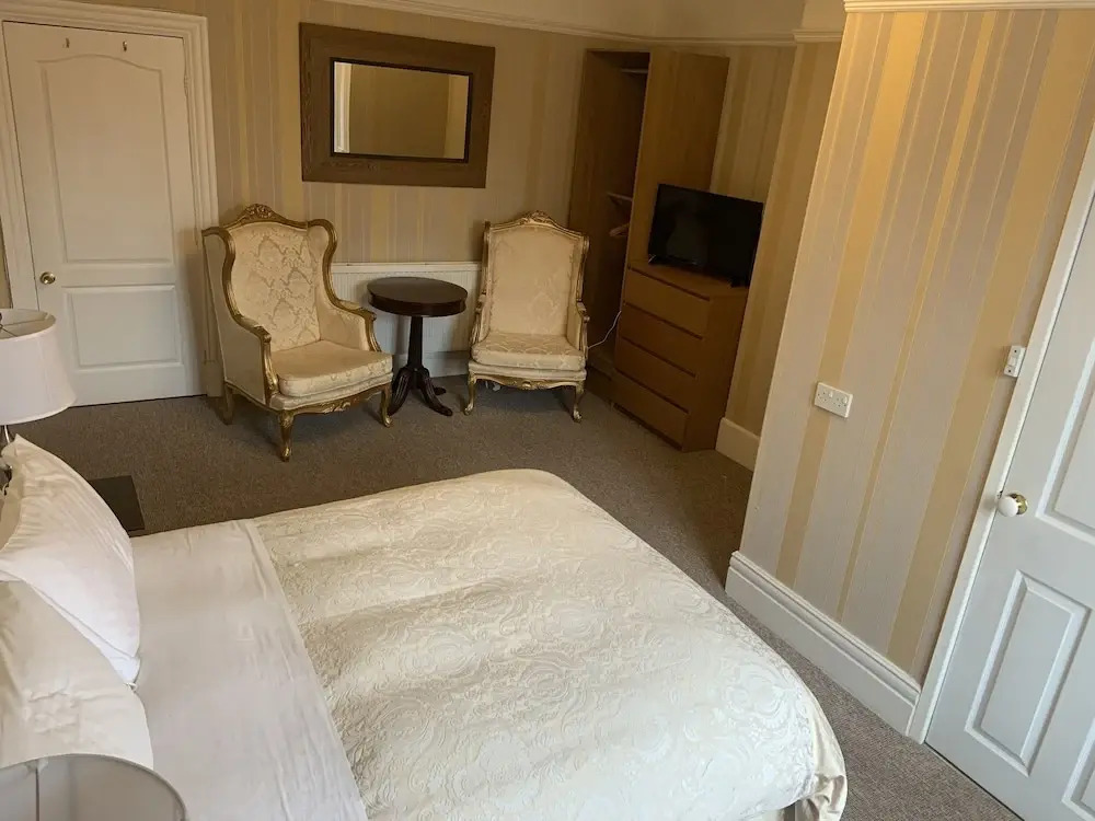 Entire Seaside Home, Sleeps 8, All en-suite rooms