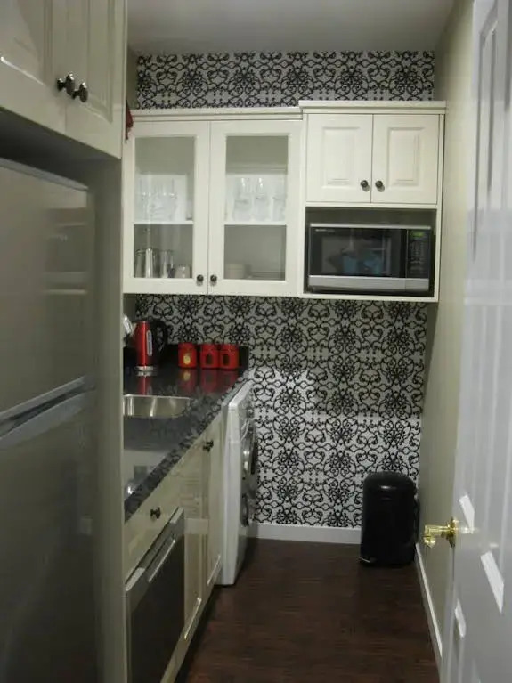 CB Suites