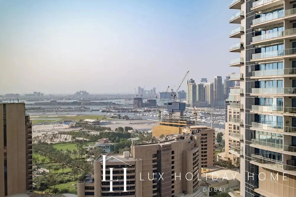 LUX The JBR Central Suite