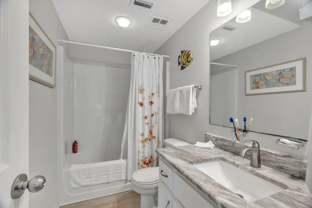 Stunning Oceanfront Condo With Resort Amenities 3 Bedroom Condo by RedAwning
