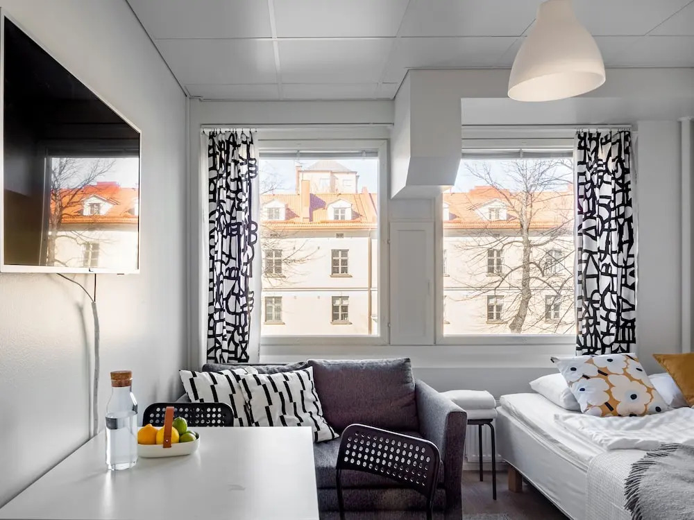 Modern Downtown Studio - "Pikku Ronka" - Hosted by 2ndhomes