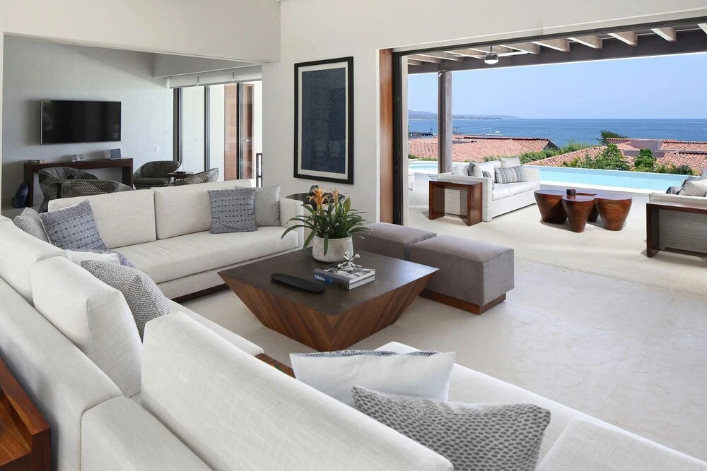 Sunny Vacation Villa 69