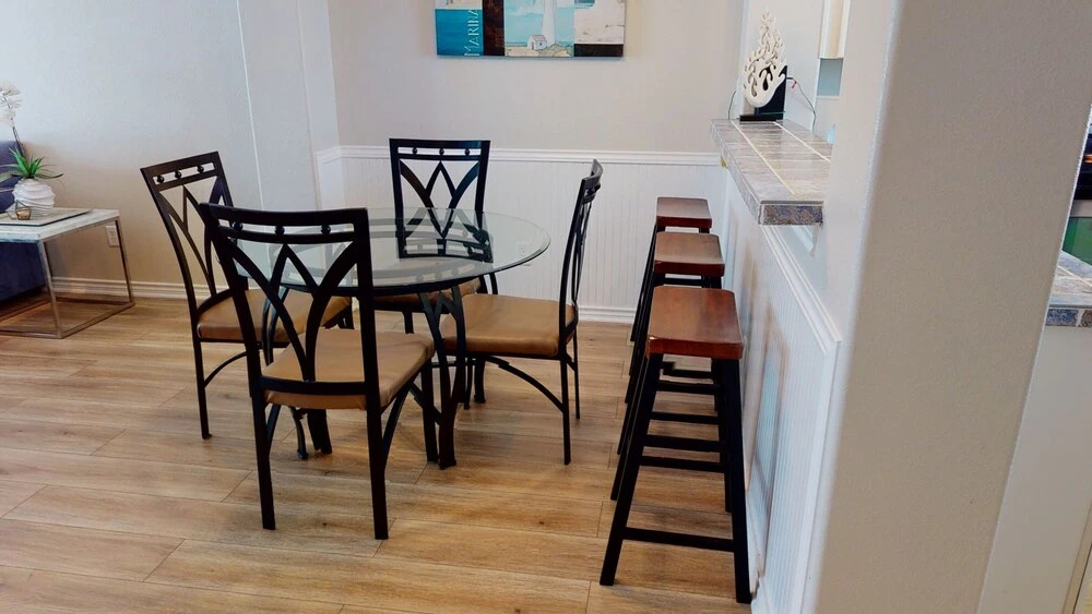 Heaven On Eleventh 3 Bedroom Condo