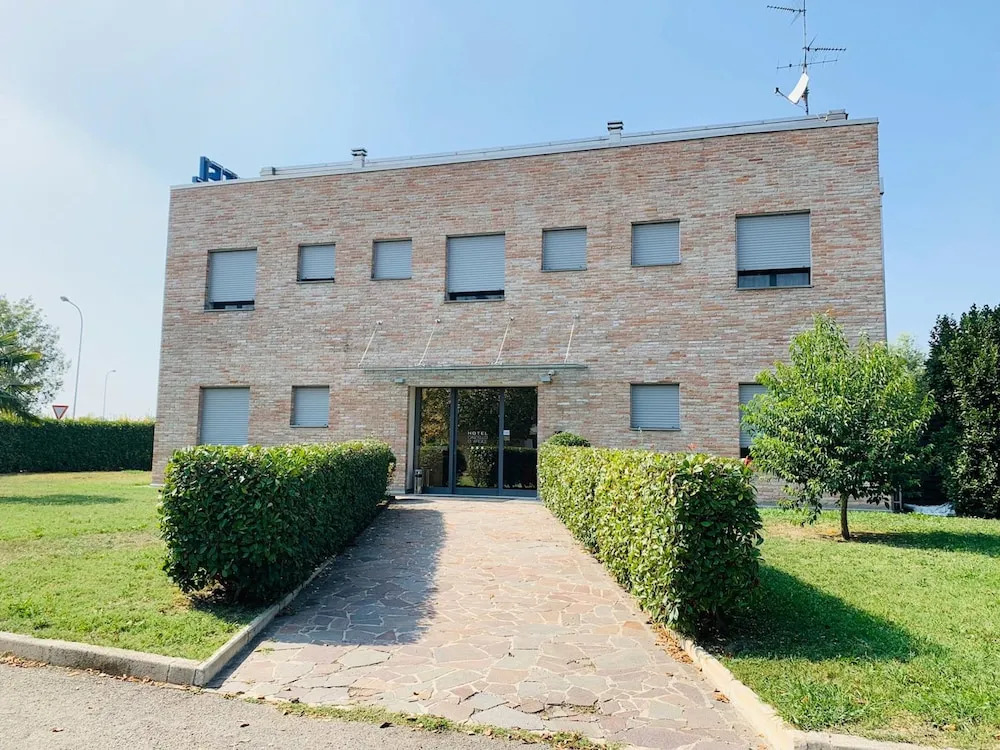 Castello DArgile Hotel