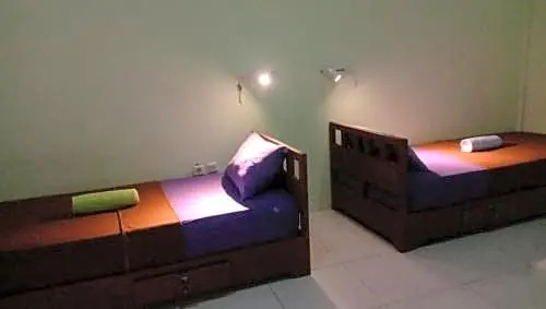 Montong Hostel