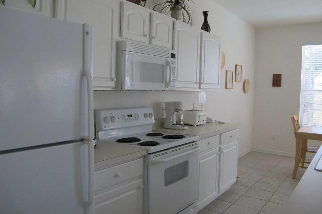 Windsor Hills 4BR Pool Pets CS35