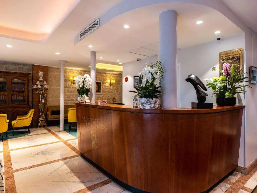 Hotel Minerve