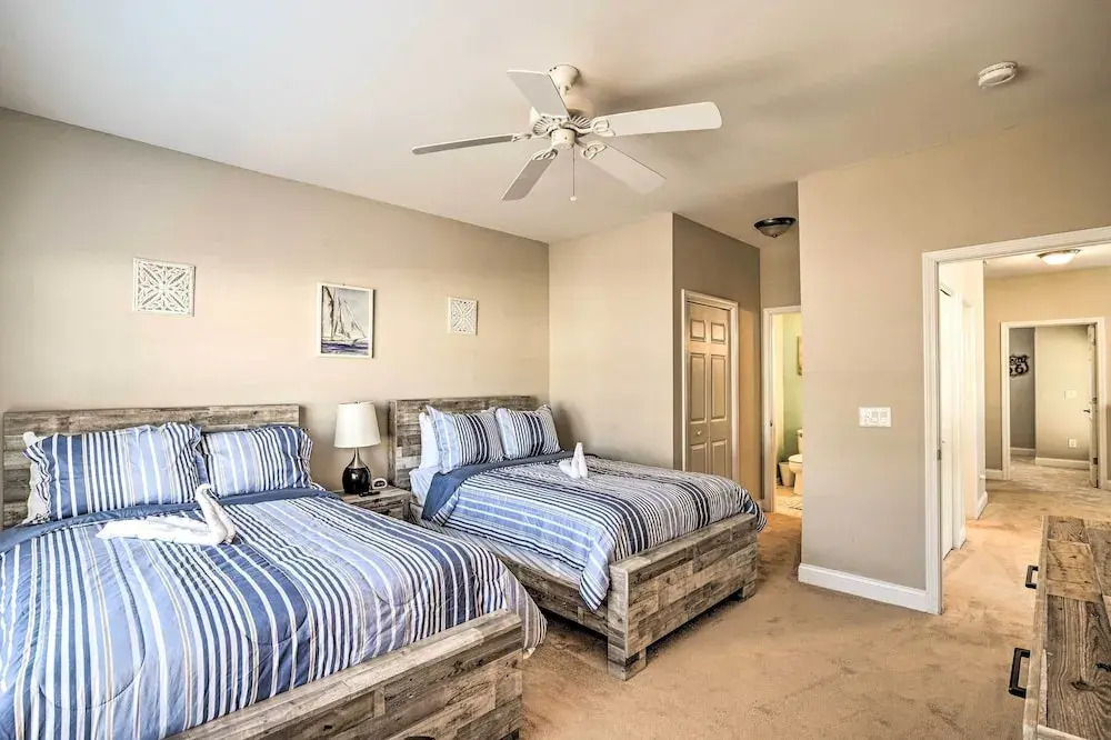 Golfers Paradise in Myrtle Beach w/ Balcony!