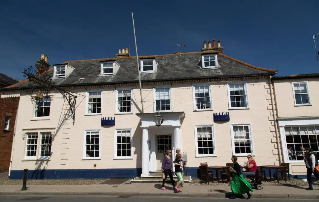 Crown Hotel