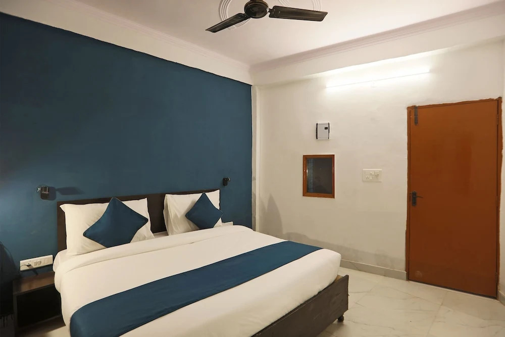 Silverkey Executive Stays 42928 Near Global Hospital