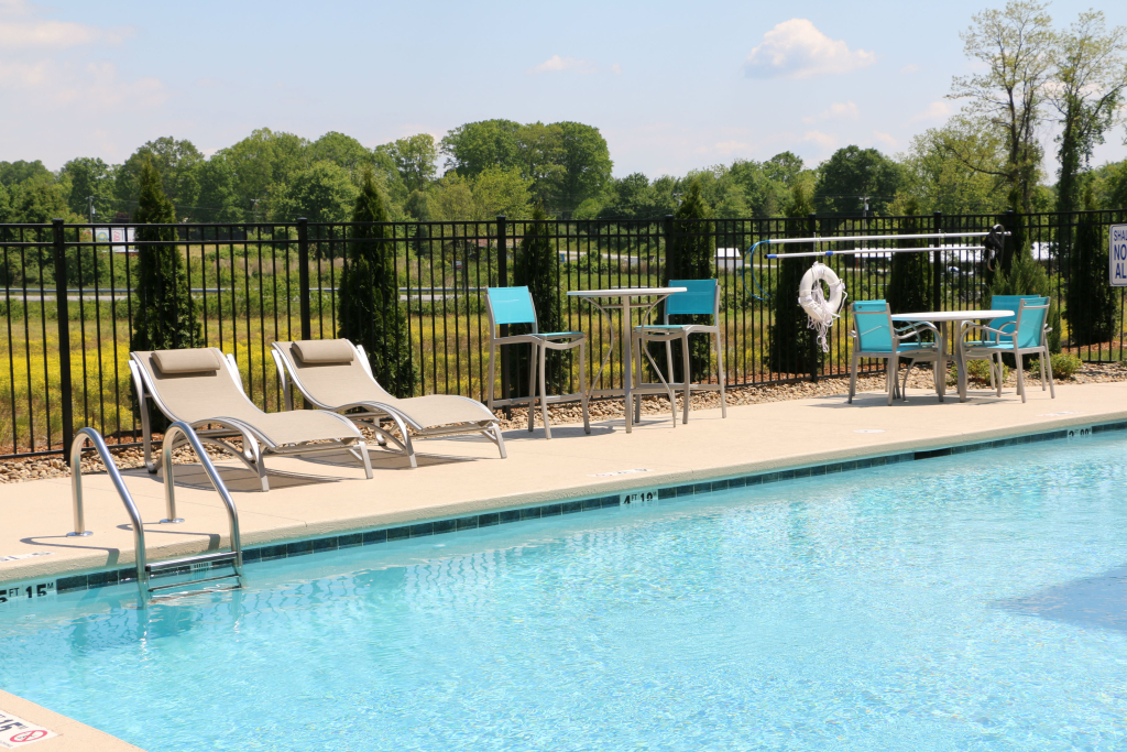 Holiday Inn Express & Suites - Hendersonville SE - Flat Rock by IHG