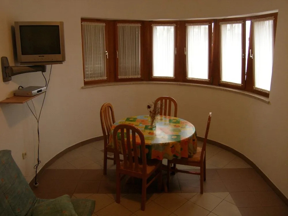 Apartments with WiFi Pula - 6987