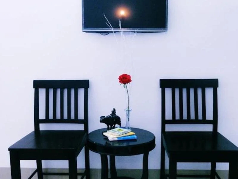 Phong Luu Hotel