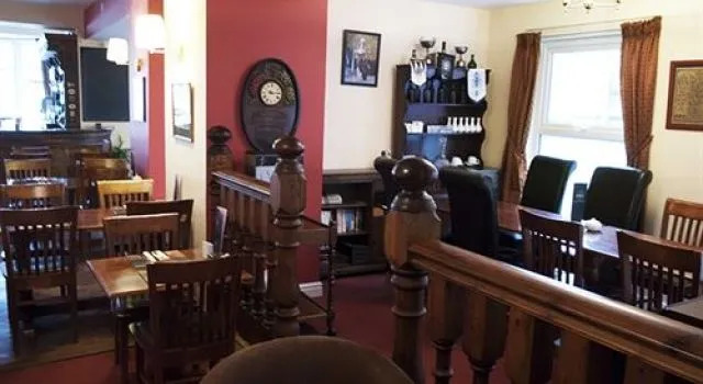 HQ Bar & Restaurant