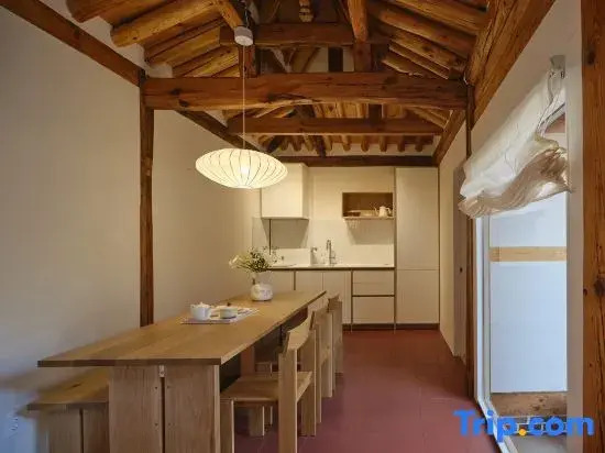 [Staymoire] Seoul Premium Hanok near Anguk Station 5mins