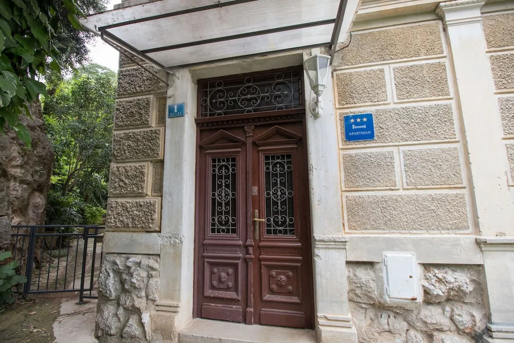 Apartments Rezine