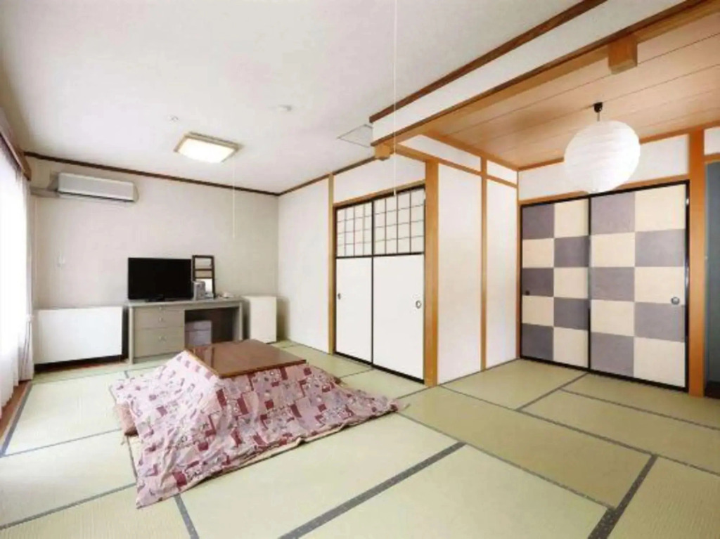 Annex Mahoroba