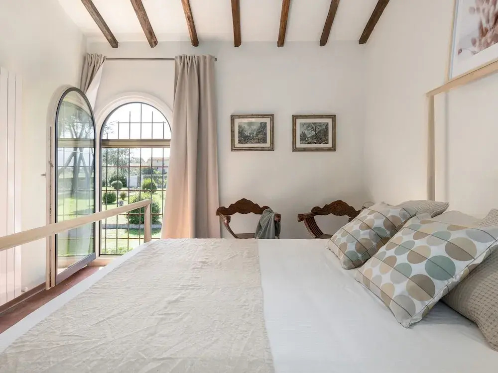 TENUTA FRANCIGENA 8, Emma Villas