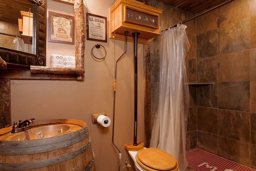 No.7 Gorgeous Shasta Pines Log ! New Spa! 5 Bedroom Home