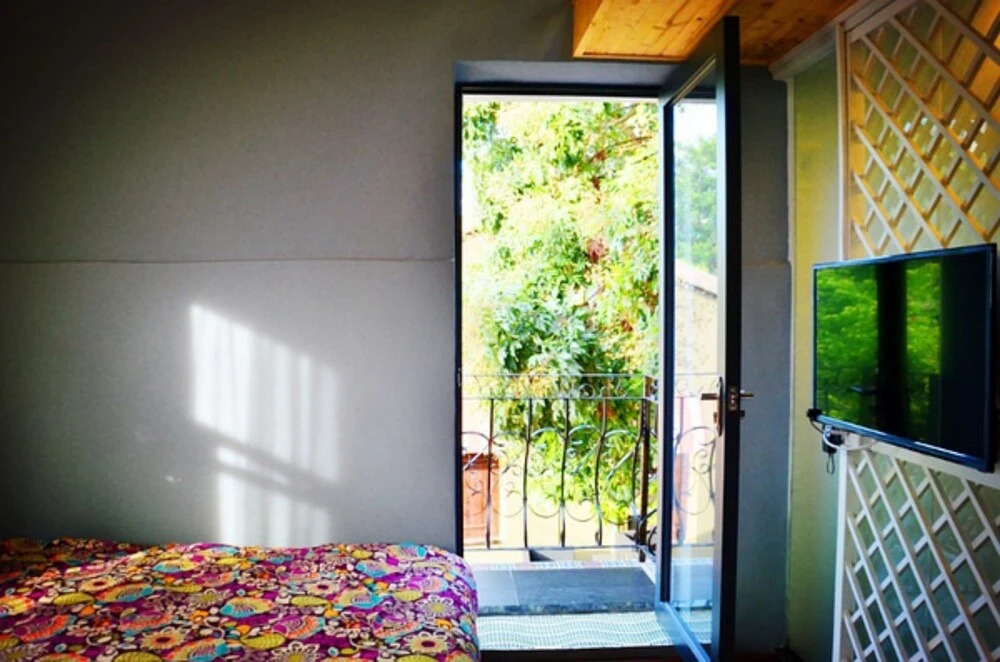 Sharemood Guest House