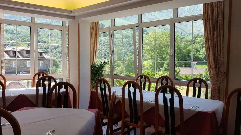Hotel Naranjo De Bulnes