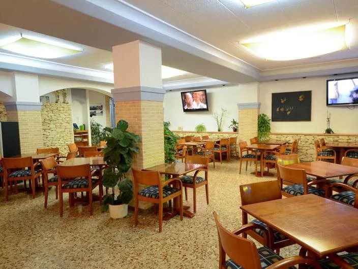 Hostal Mayol