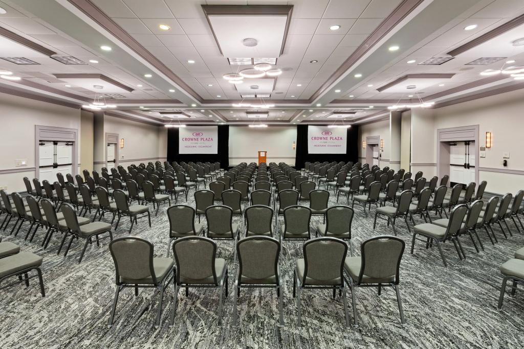 Crowne Plaza Melbourne-Oceanfront by IHG