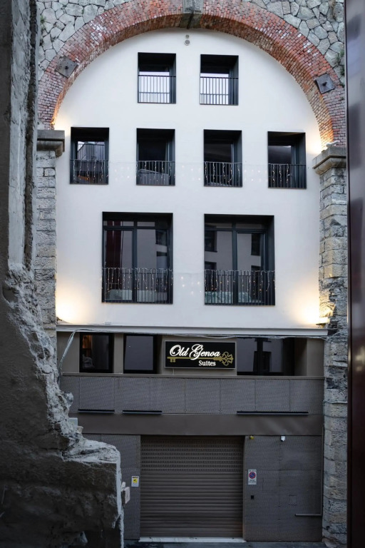 OLD GENOA SUITES