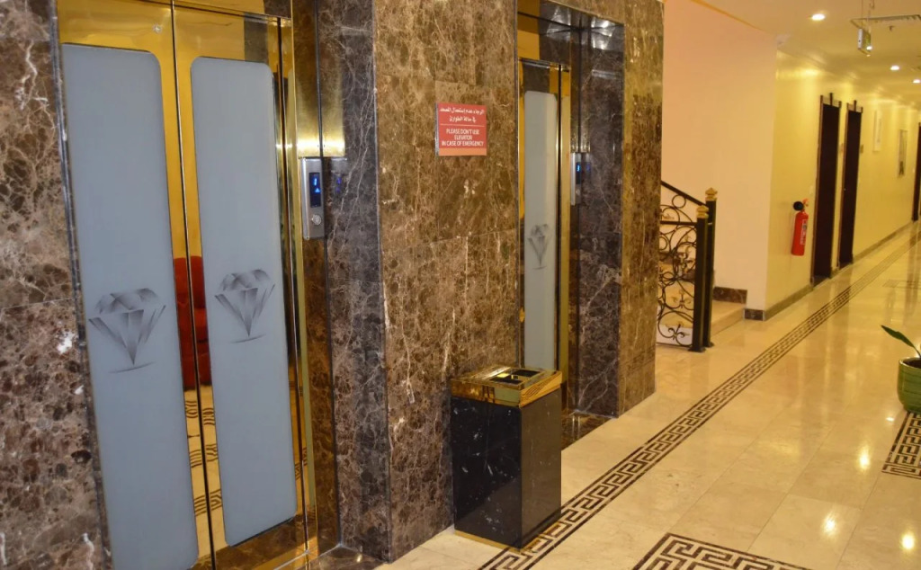 Diamond Suites
