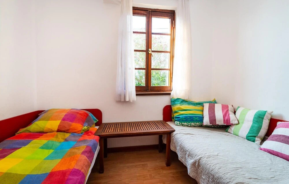 Awesome Apartment in Zdrelac With 3 Bedrooms, Wifi and Outdoor Swimming Pool