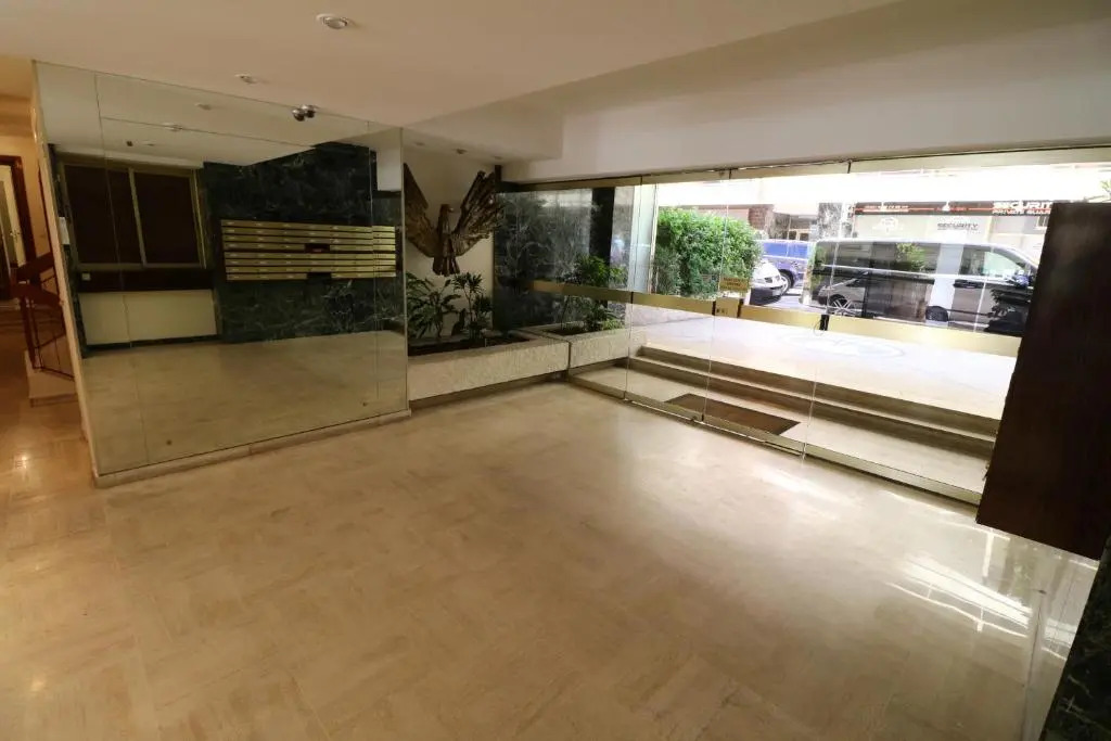 2 bedroom & studio Palais Royal 2 mins from Croisette and Carlton