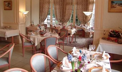 QUALYS-HOTEL Le Château Du Pelavé