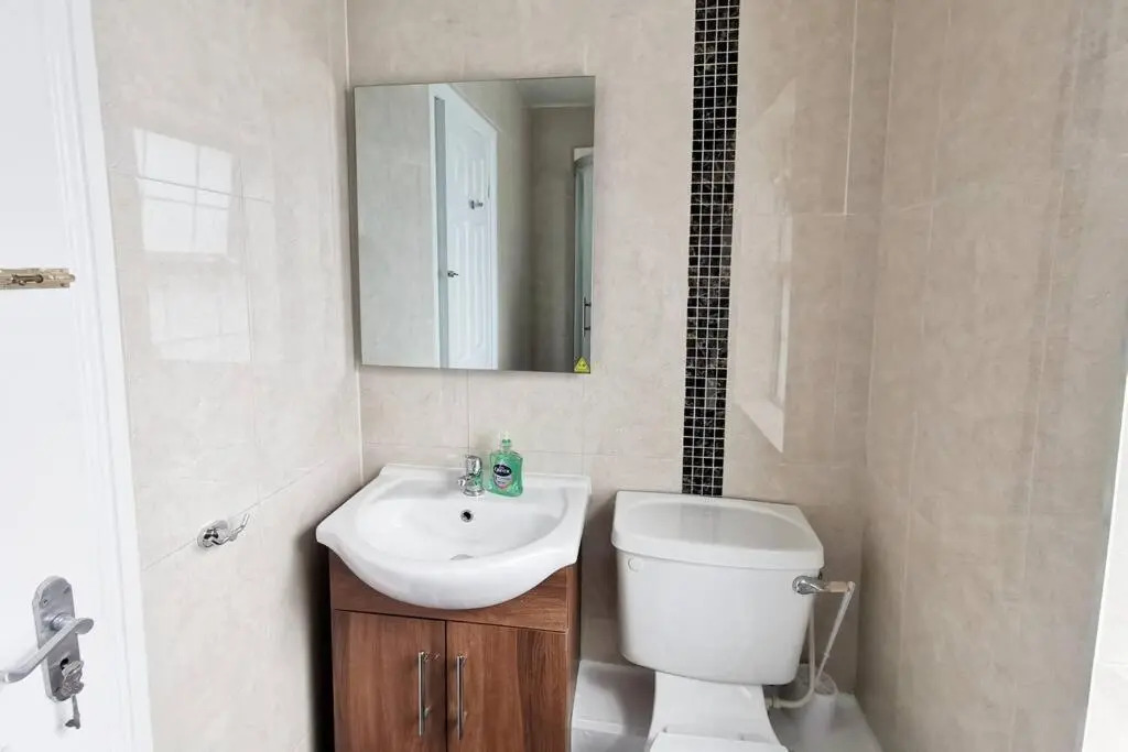 Spacious 2bed apartment city centre