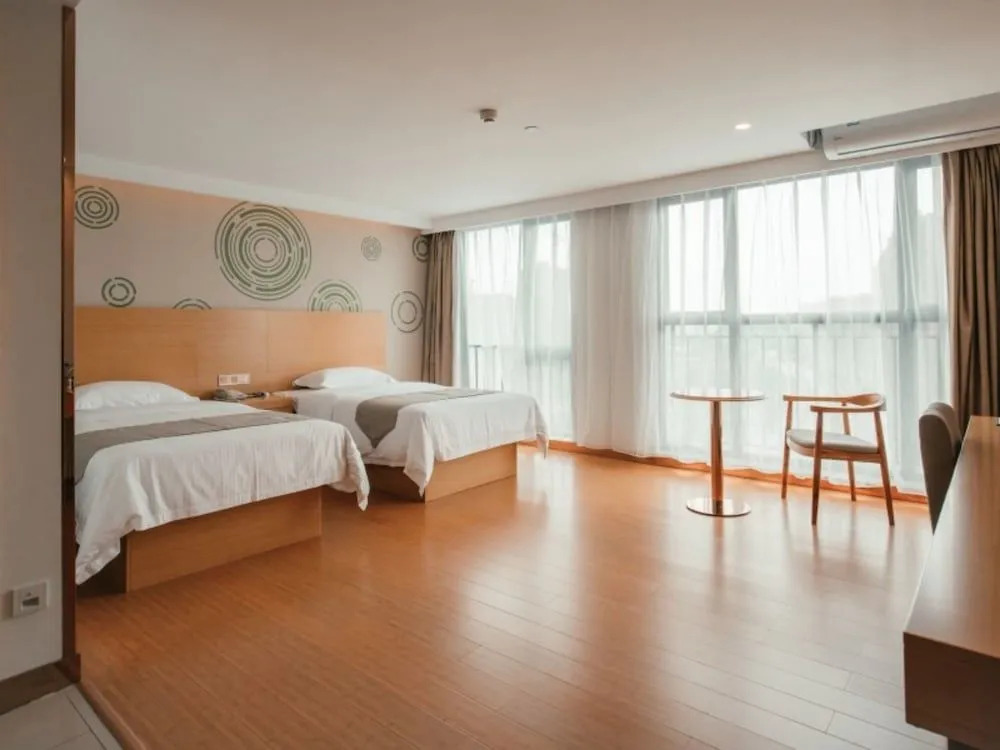 GreenTree Inn Guangxi Zhuang Autonomous Region Guilin Lingui District Luhu International Express Hotel