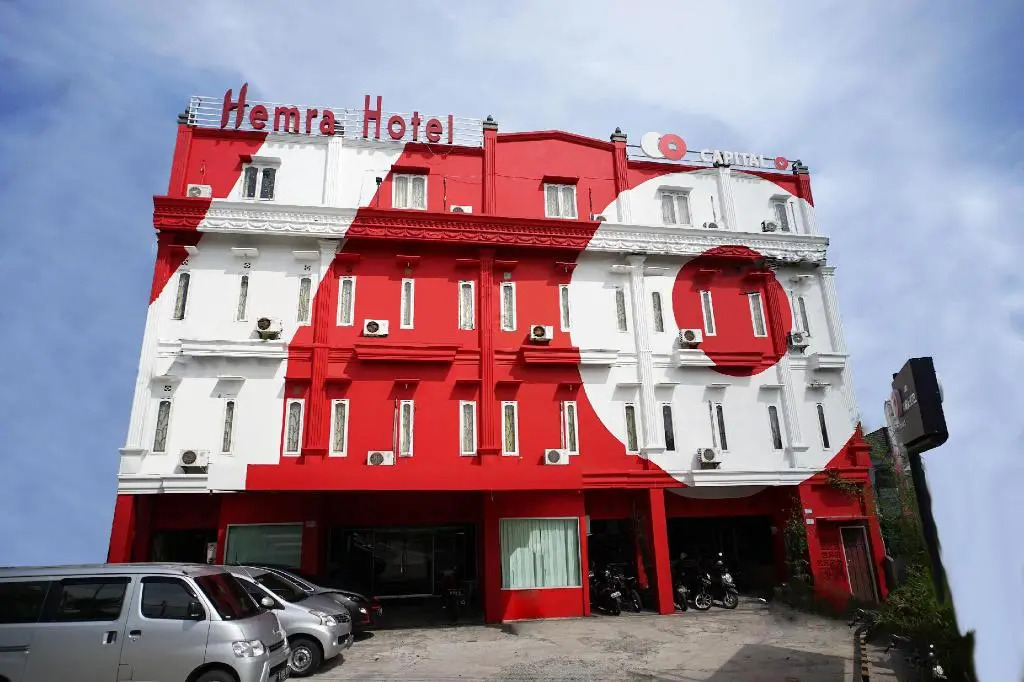 Capital O 2885 Hemra Hotel