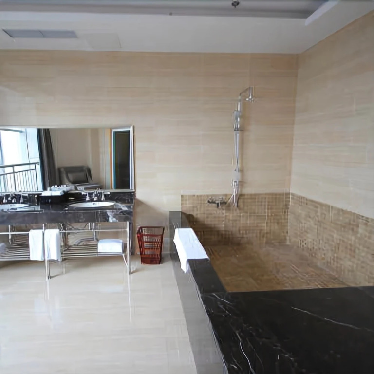 Chishui Guiyuan Hotel