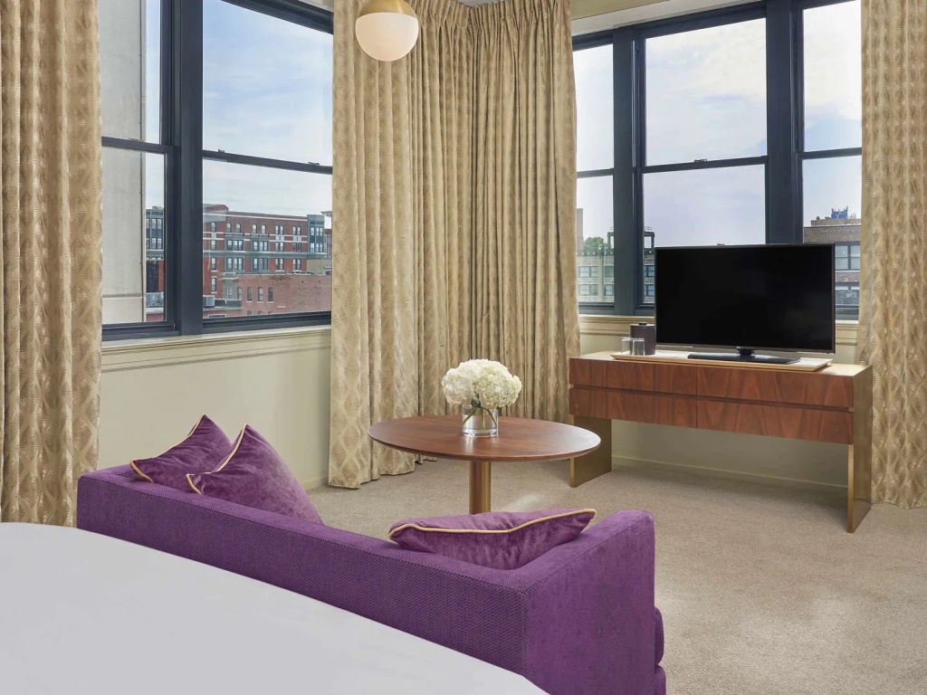 Hotel Savoy Kansas City, Tapestry Collection by Hilton