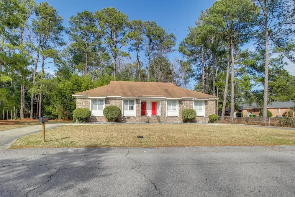 Easy Access to I-77 & I-20: Columbia Duplex!
