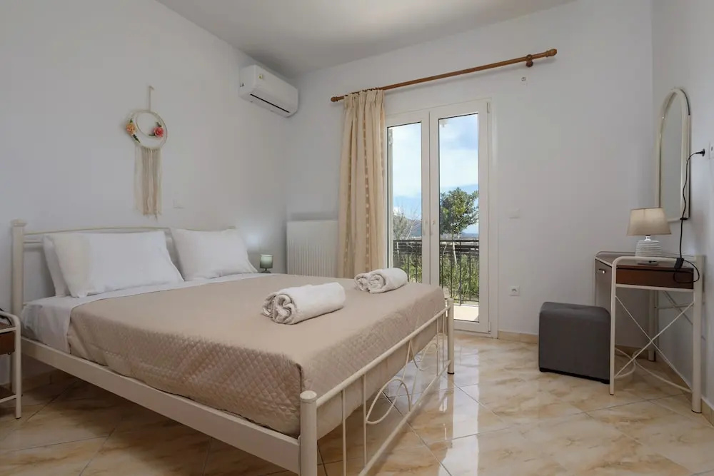 Altamira I 8 Guests With Veranda and Valley Views